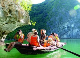 Review trọn bộ kinh nghiệm du lịch Hạ Long 3 ngày 2 đêm vui chơi thả ga Review trọn bộ kinh nghiệm du lịch Hạ Long 3 ngày 2 đêm vui chơi thả ga